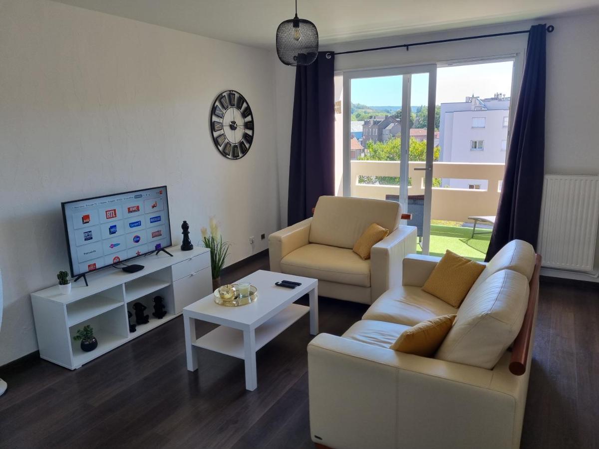 Bel Appartement 2 Chambres ,Residence Privee Givet Dış mekan fotoğraf